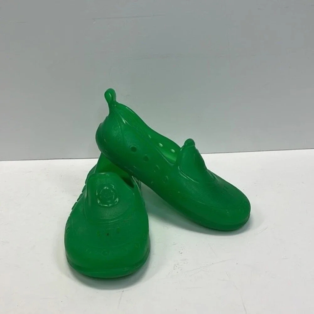 Speedo Green Jelly Boys Kids Size M 7-8 Water Shoes Slip On